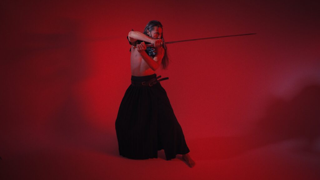 Kadr teledysku Basia Giewont - "Rycerz"