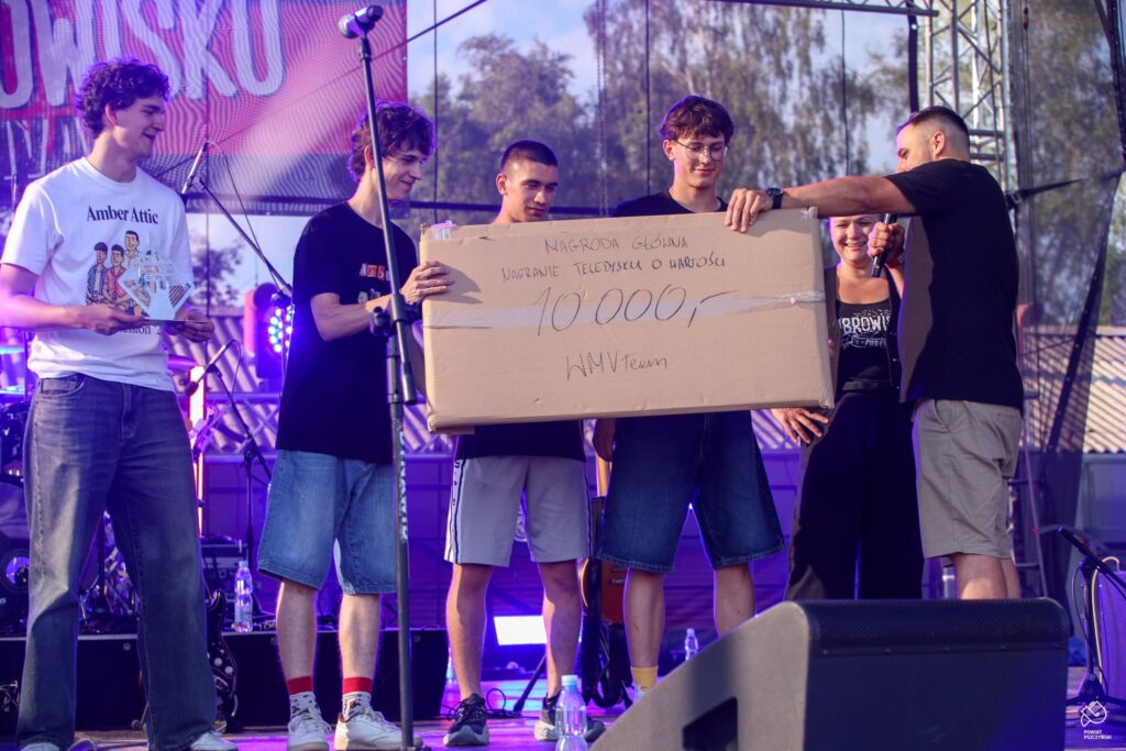 Wręczenie nagrody WMV Team dla Amber Attic / Żubrowisko 2026